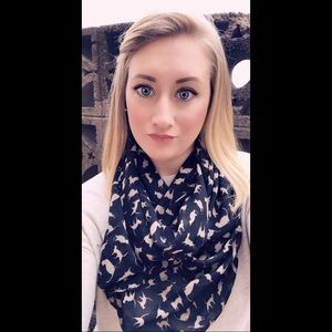 Meet your Posher, Cassie